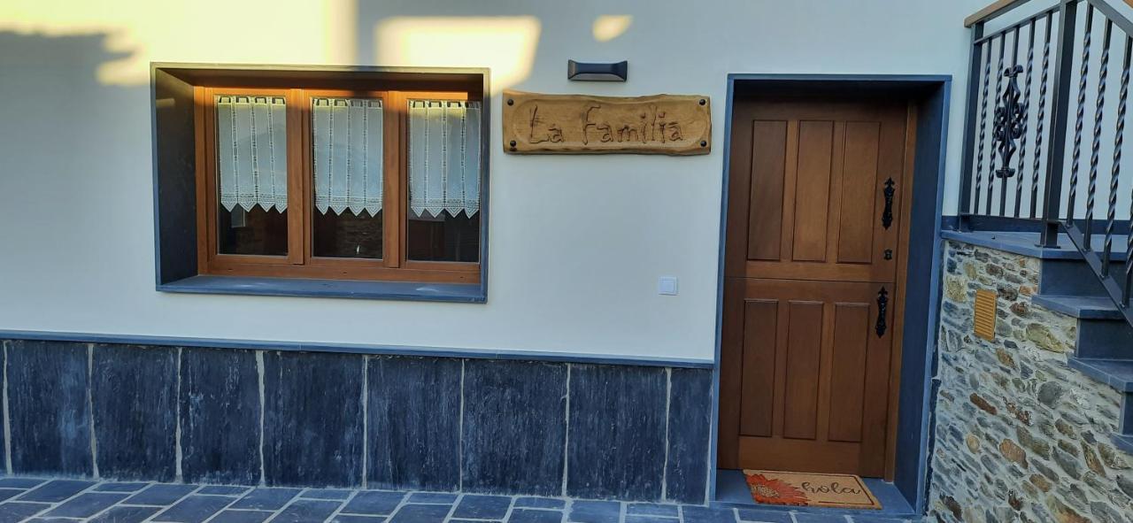 El Rato Apartamentos Rurales Навия Экстерьер фото